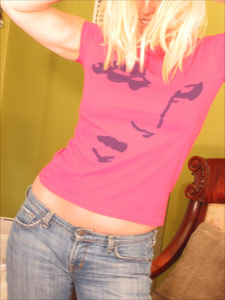 solo girl - pink tee
